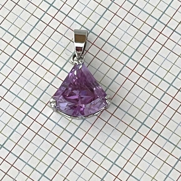 18KGP XP Simulated Amethyst CZ Trilliant Cut Pendant Faceted Sparkle 3/4" - Picture 3 of 5